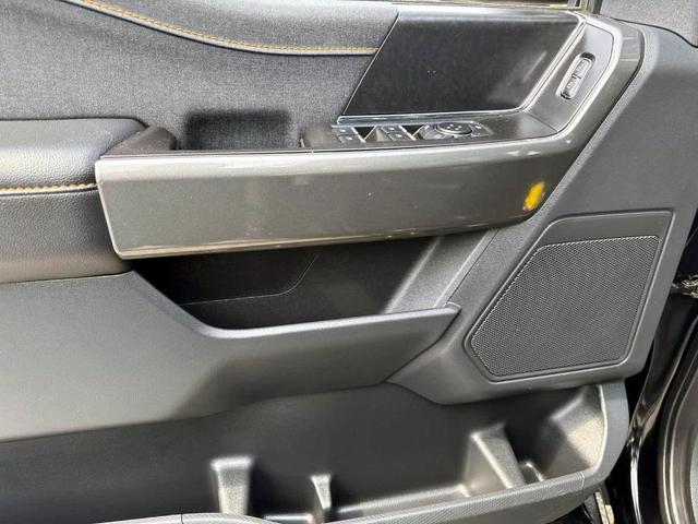 Photo of 2023 Agate Black Metallic Ford F-150