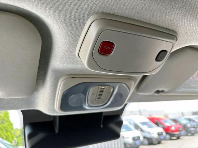Photo of 2025 Bright White Clearcoat RAM ProMaster 2500