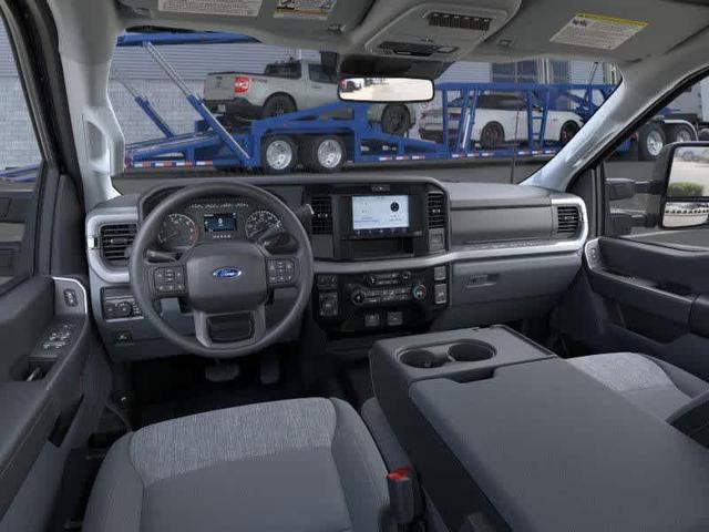 Photo of 2025 Agate Black Metallic Ford F-350
