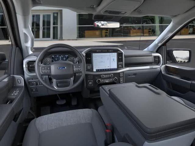 Photo of 2023 Hot Pepper Red Metallic Tinted Clearcoat Ford F-150