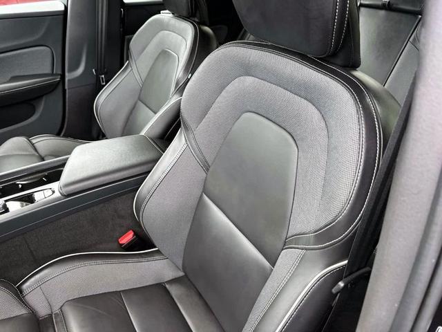 Photo of 2024 Black Volvo S60