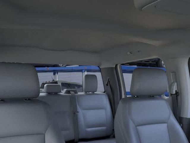Photo of 2025 Oxford White Ford F-150 Lightning
