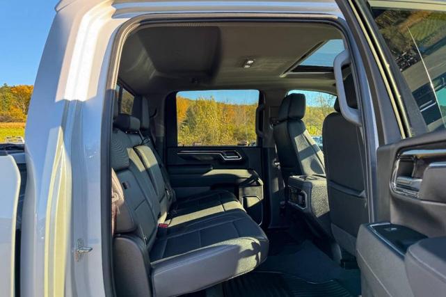 Photo of 2024 White Chevrolet Silverado 2500