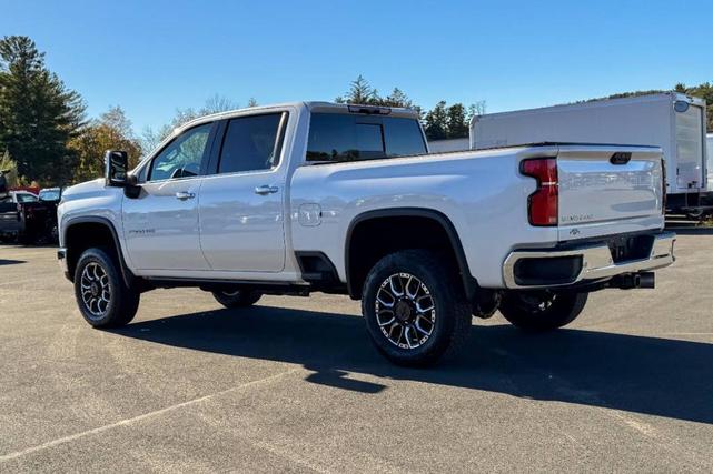 Photo of 2024 White Chevrolet Silverado 2500