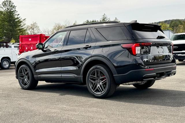 Photo of 2025 Black Ford Explorer
