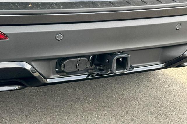 Photo of 2025 Black Ford Explorer