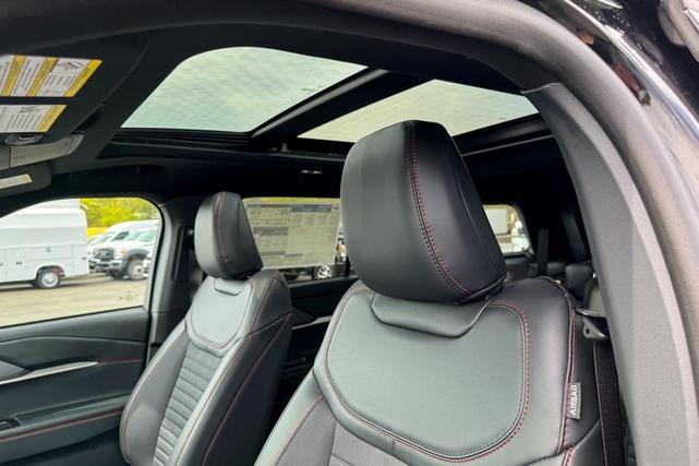 Photo of 2025 Black Ford Explorer
