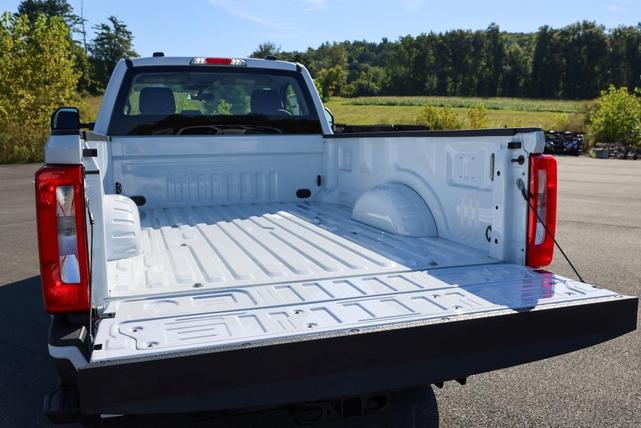 Photo of 2026 White Ford F-350