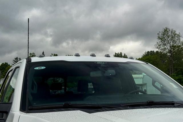 Photo of 2025 White Ford F-350