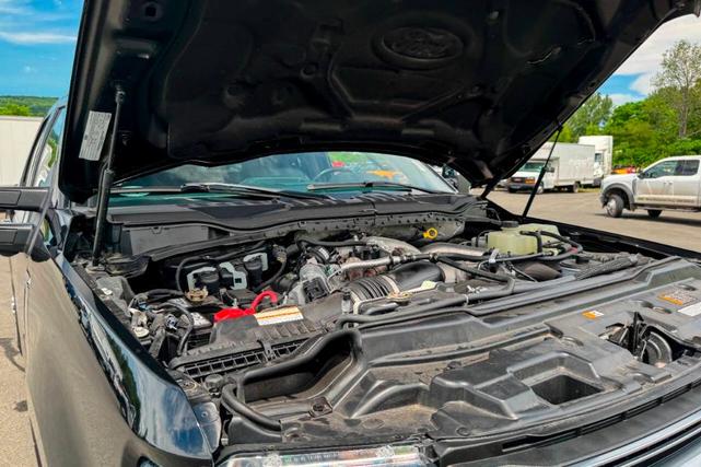 Photo of 2022 Black Ford F-350
