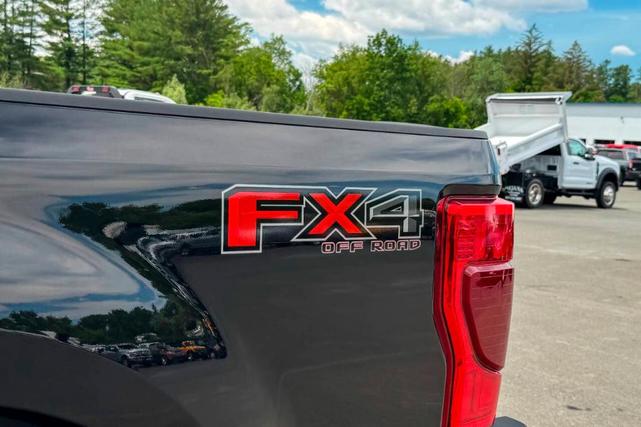 Photo of 2022 Black Ford F-350