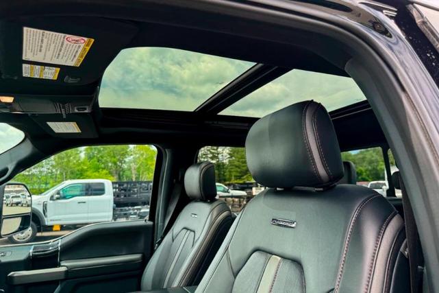 Photo of 2022 Black Ford F-350