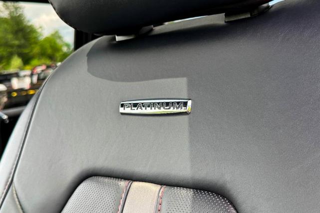 Photo of 2022 Black Ford F-350