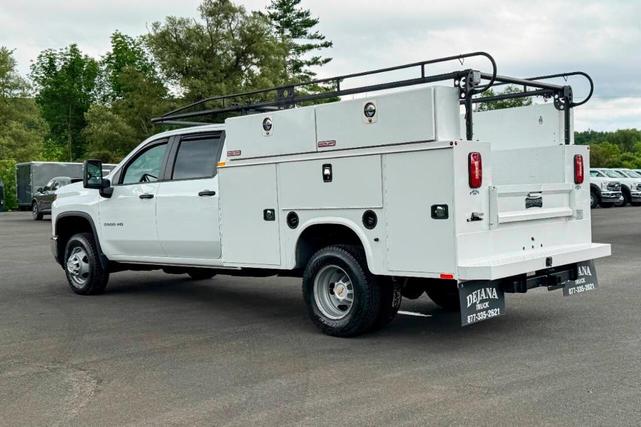 Photo of 2024 White Chevrolet Silverado 3500