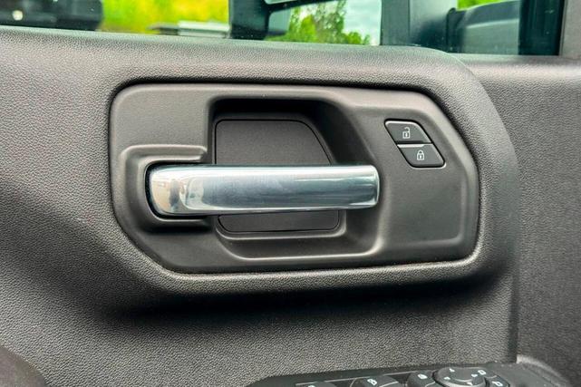 Photo of 2024 White Chevrolet Silverado 3500