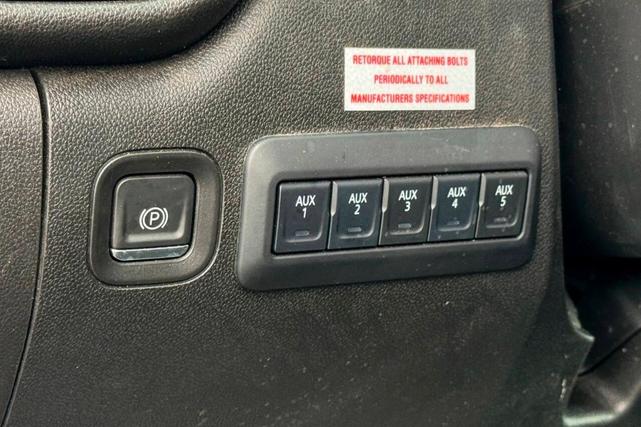 Photo of 2024 White Chevrolet Silverado 3500