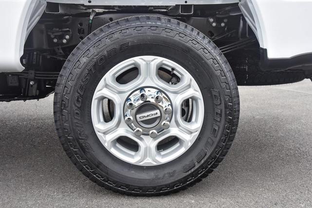 Photo of 2025 White Ford F-350