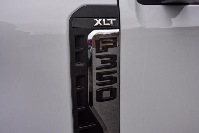 Photo of 2025 White Ford F-350