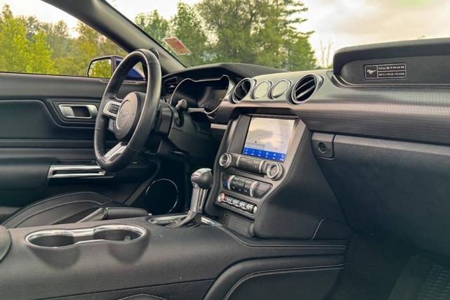 Photo of 2020 Blue Ford Mustang