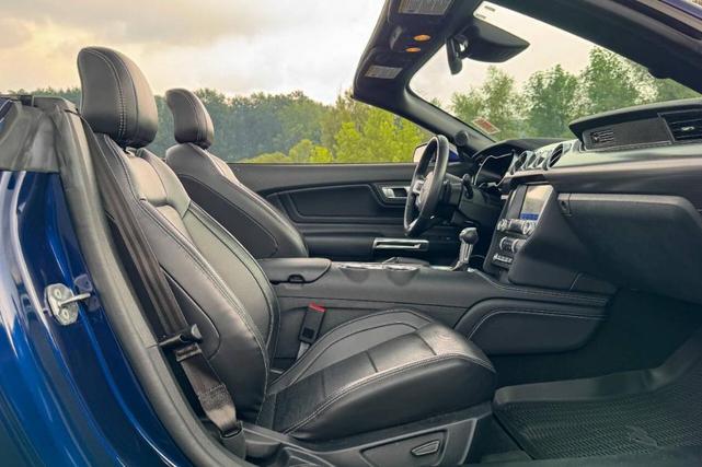 Photo of 2020 Blue Ford Mustang