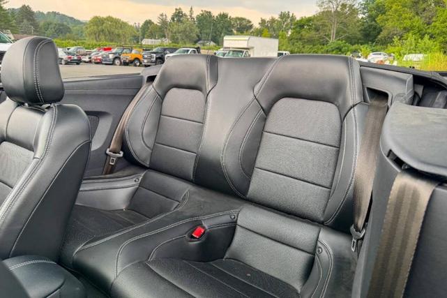 Photo of 2020 Blue Ford Mustang