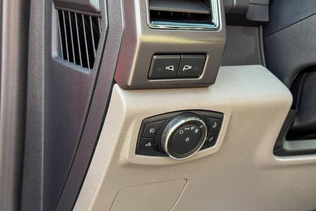 Photo of 2022 Red Ford F-350