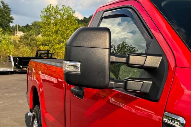 Photo of 2022 Red Ford F-350