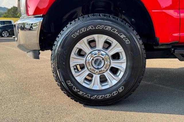 Photo of 2022 Red Ford F-350