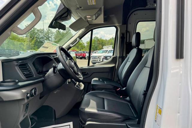Photo of 2025 White Ford Transit-350