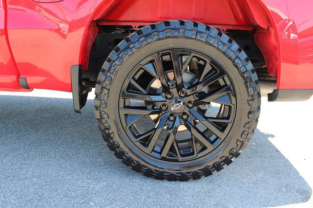 Photo of 2022 Red Hot Chevrolet Silverado 1500