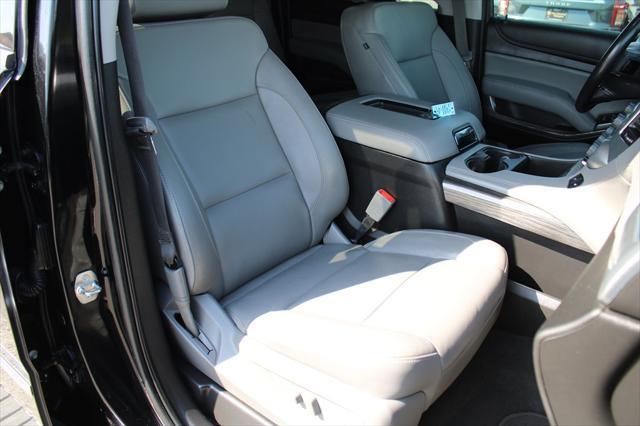 Photo of 2019 Black Chevrolet Suburban