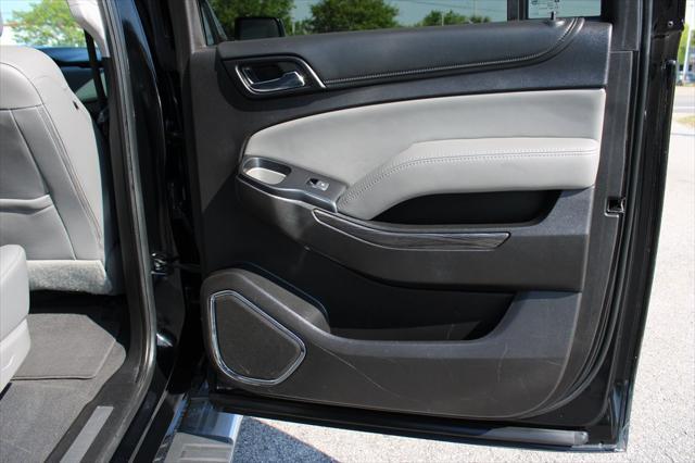 Photo of 2019 Black Chevrolet Suburban