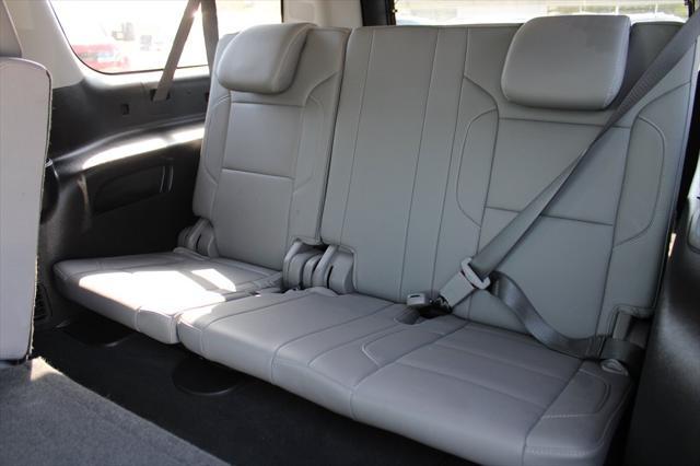 Photo of 2019 Black Chevrolet Suburban