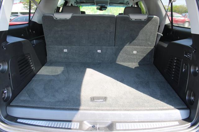 Photo of 2019 Black Chevrolet Suburban