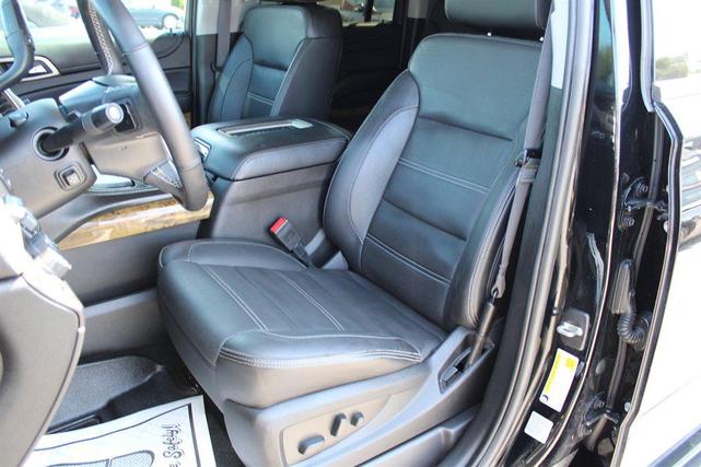 Photo of 2017 Onyx Black GMC Yukon XL
