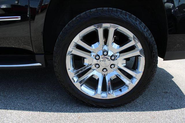 Photo of 2017 Onyx Black GMC Yukon XL
