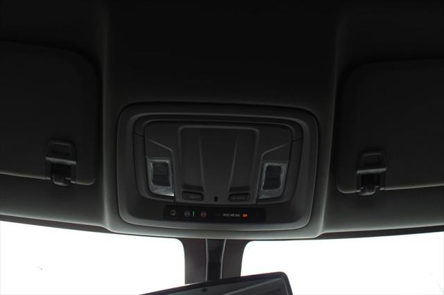 Photo of 2020 Summit White Chevrolet Silverado 1500