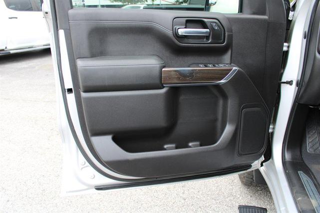 Photo of 2019 Silver Ice Metallic Chevrolet Silverado 1500