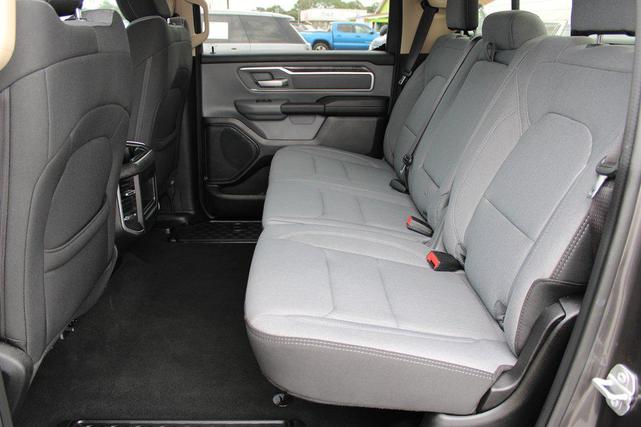 Photo of 2020 Granite Crystal Metallic Clearcoat RAM 1500