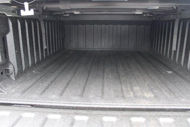 Photo of 2020 Granite Crystal Metallic Clearcoat RAM 1500