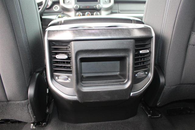 Photo of 2020 Granite Crystal Metallic Clearcoat RAM 1500