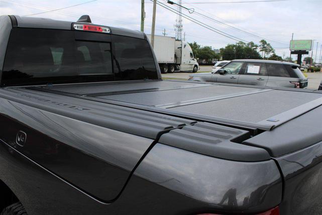 Photo of 2020 Granite Crystal Metallic Clearcoat RAM 1500