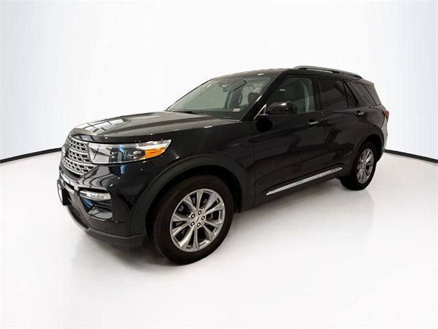 Photo of 2023 Black Metallic Ford Explorer