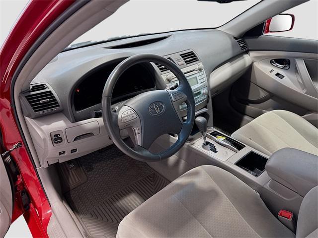Photo of 2009 Barcelona Red Toyota Camry Hybrid