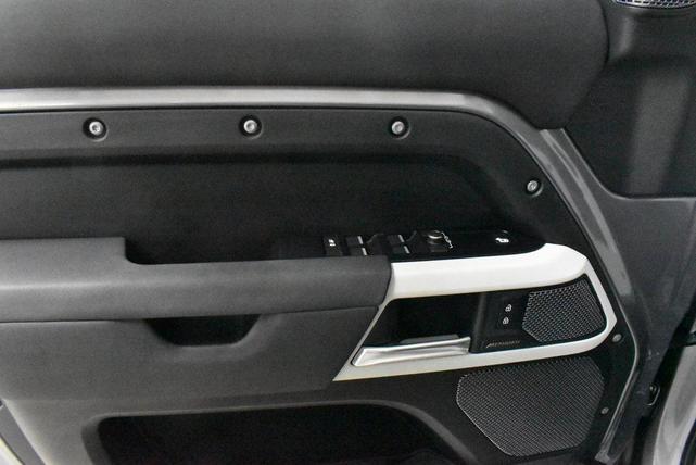 Photo of 2022 Gray Land Rover Defender