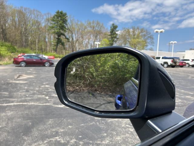 Photo of 2025 Pearl Honda CR-V Hybrid