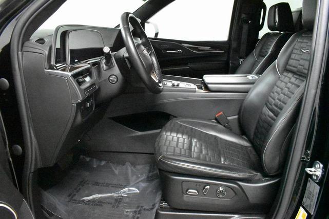 Photo of 2022 Black Metallic Cadillac Escalade ESV
