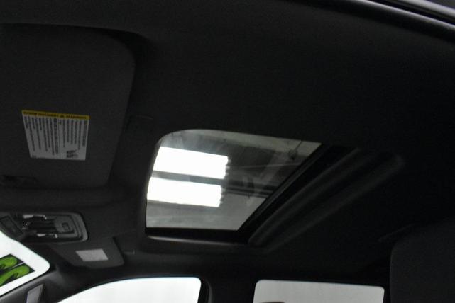 Photo of 2022 Black Chevrolet Silverado 1500