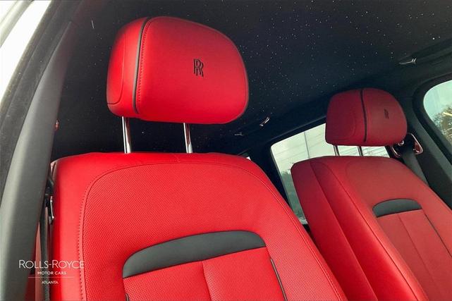 Photo of 2022 Arctic White Rolls-Royce Cullinan