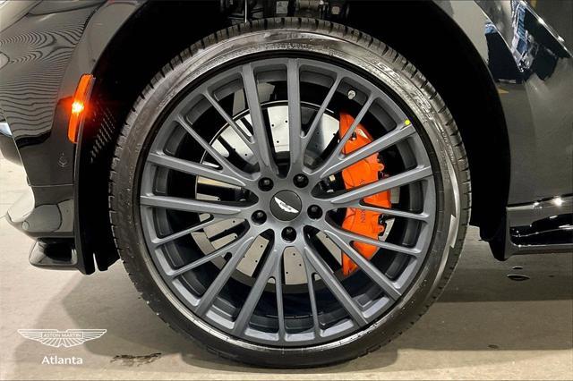 Photo of 2025 Q Oberon Black Aston Martin DBX